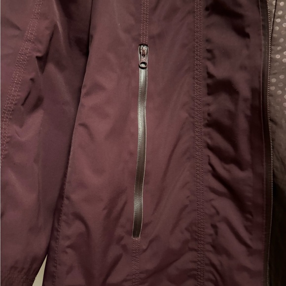 Lululemon Raincoat Sz 2/4 XS - Picture 6 of 9
